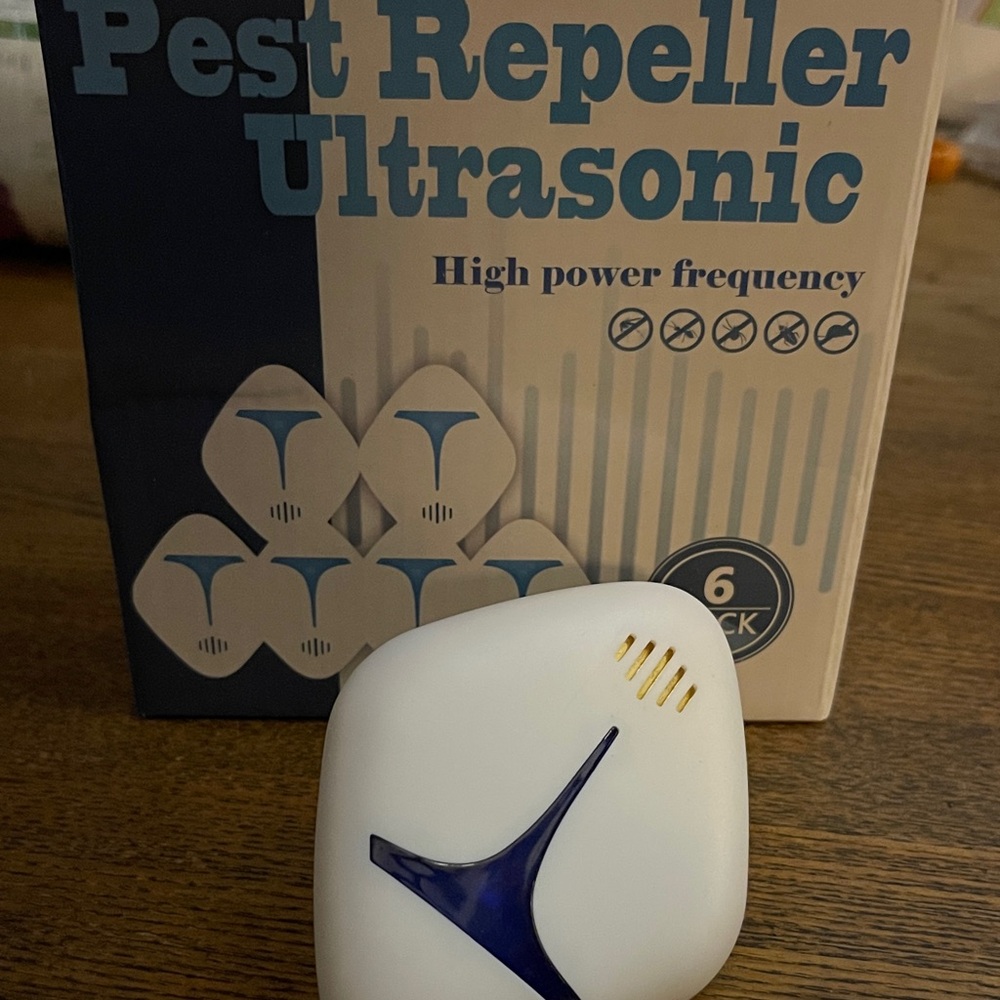 Ultrasonic Pest Repeller Device